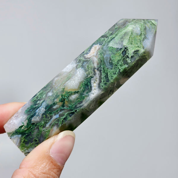 Moss Agate Points - Boost Your Resilience