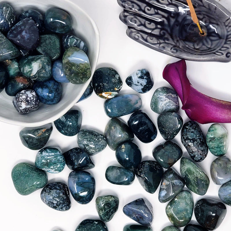 Moss Agate Tumbled Stones - A Talisman for Strength and Victory
